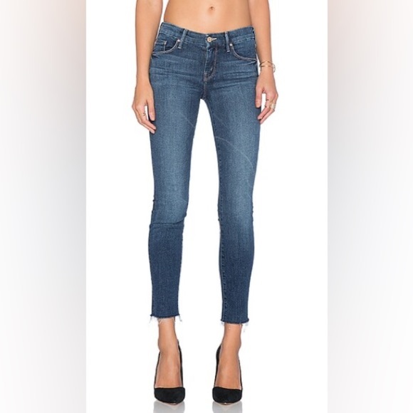 MOTHER The Looker Ankle Fray Skinny in Girl Crush Medium Wash Mid Rise 25 - Picture 1 of 12